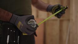 Video STANLEY® FATMAX® Xtreme™ 5M (32mm wide) Tape Measure